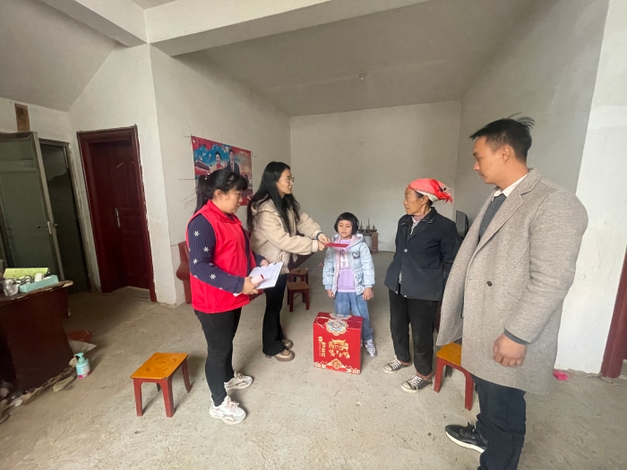 困境儿童关爱服务活动1
